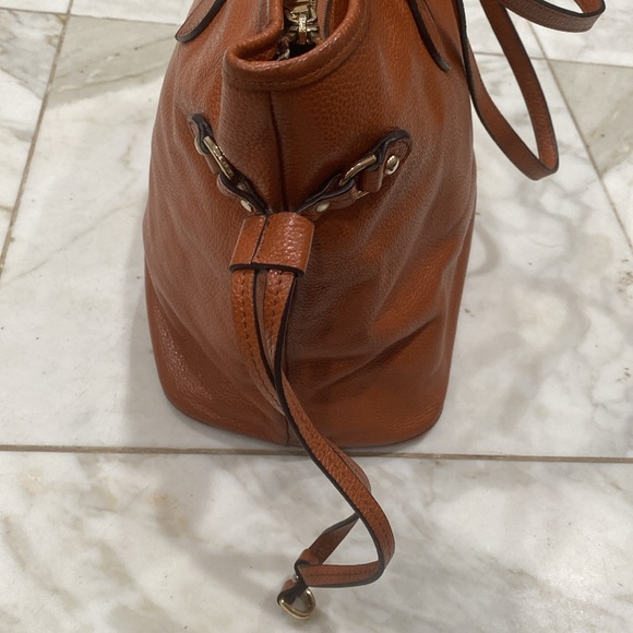 Vintage Prada brown cognac Vitello Daino leather top zip Tote 👜 made in Italy - Picture 8 of 16